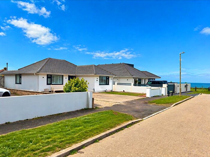 3 Bedroom Detached Bungalow For Sale In Sunview Avenue, Peacehaven, BN10