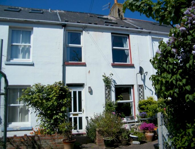 2 Bedroom House To Rent In Central Exmouth, Available With Zero Deposit Option, EX8