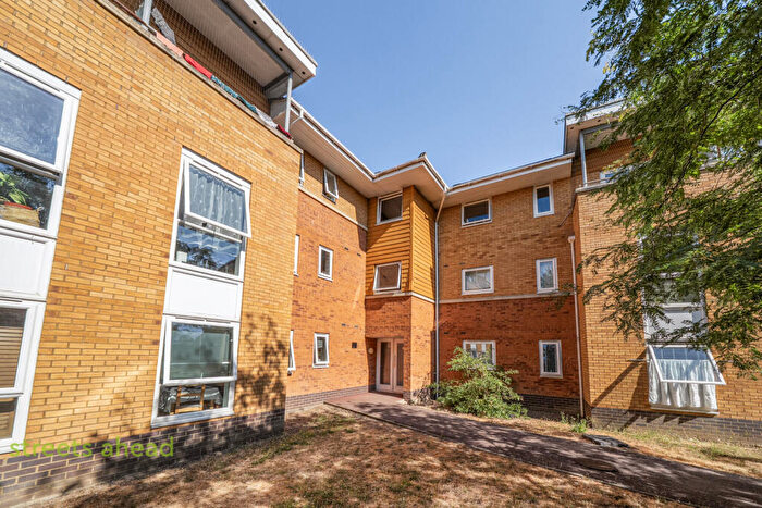 2 Bedroom Apartment For Sale In Manning Gardens, Croydon, CR0