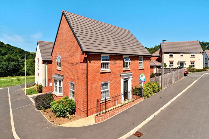 4 Bedroom Detached House For Sale In Banfield Road, Barnstaple, Devon, EX31