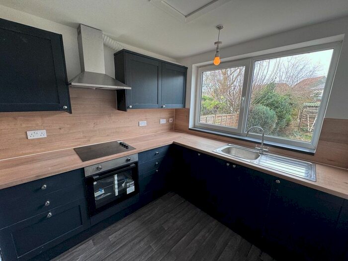 3 Bedroom Semi-Detached House To Rent In West Heath Road, London, SE2