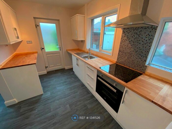 3 Bedroom Semi-Detached House To Rent In Birthwaite Road, Darton, Barnsley, S75