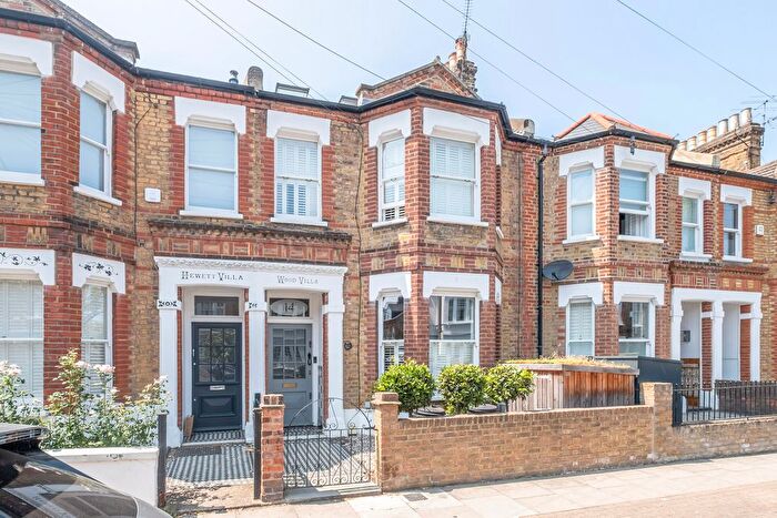 5 Bedroom Detached House For Sale In Erpingham Road, London, SW15