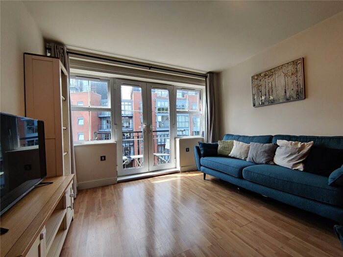 2 Bedroom Flat To Rent In St Vincent Street, Birmingham, B16
