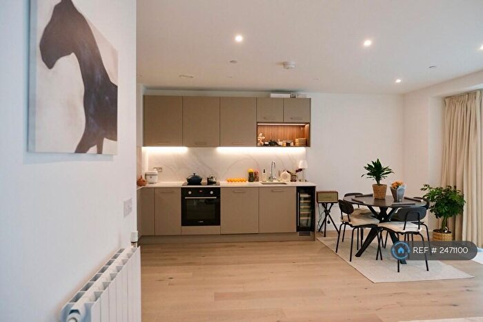 2 Bedroom Flat To Rent In Goldsmith Apartments, London, SE18