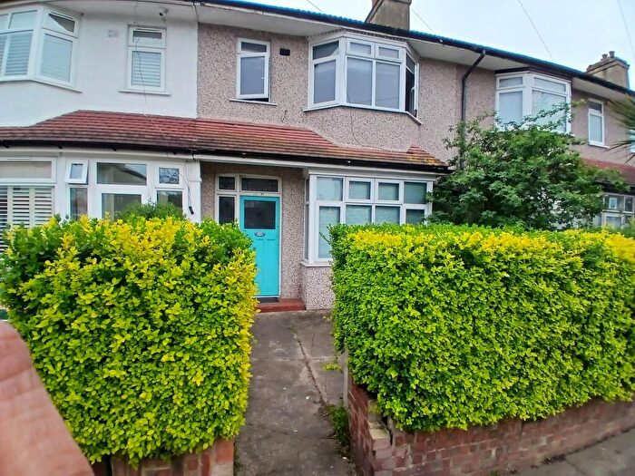 4 Bedroom Terraced House To Rent In Barnard Road, Mitcham, CR4