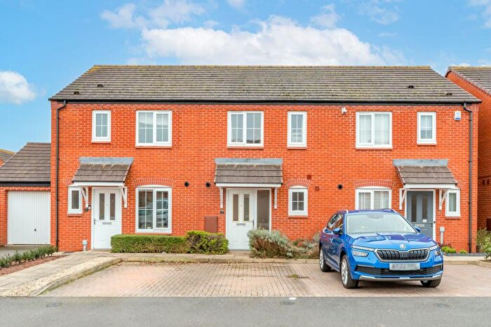 2 Bedroom Terraced House For Sale In Ash Place, Bidford-On-Avon, B50