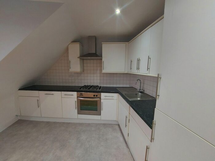 1 Bedroom Flat To Rent In East End Road, London, N2