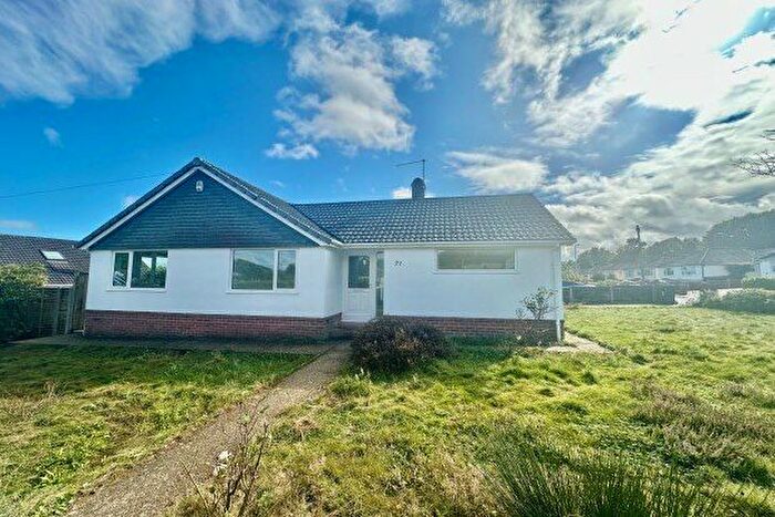 3 Bedroom Property To Rent In Whitby Avenue, Broadstone, BH18