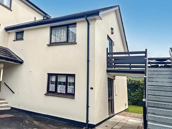 1 Bedroom Flat For Sale In Jacobs Pool, Okehampton, EX20