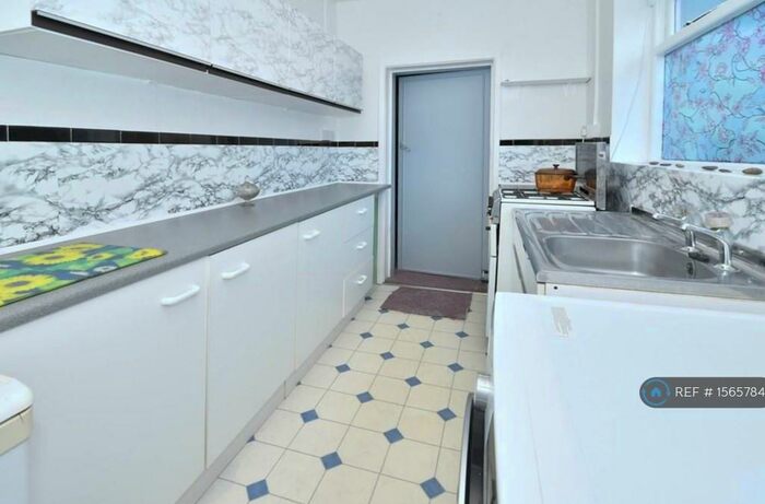 2 Bedroom Terraced House To Rent In Century Street, Stoke-On-Trent, ST1