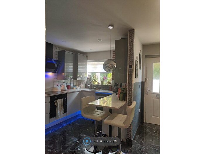 3 Bedroom Terraced House To Rent In Spindle Close, Basingstoke, RG21