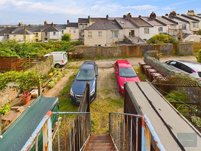 1 Bedroom Flat For Sale In Connaught Avenue, Mannamead, Plymouth, PL4