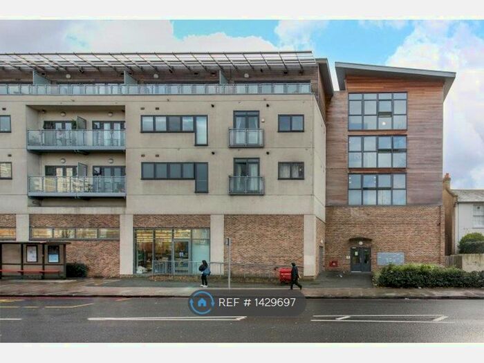 1 Bedroom Flat To Rent In Lee High Road, Lewisham, SE13