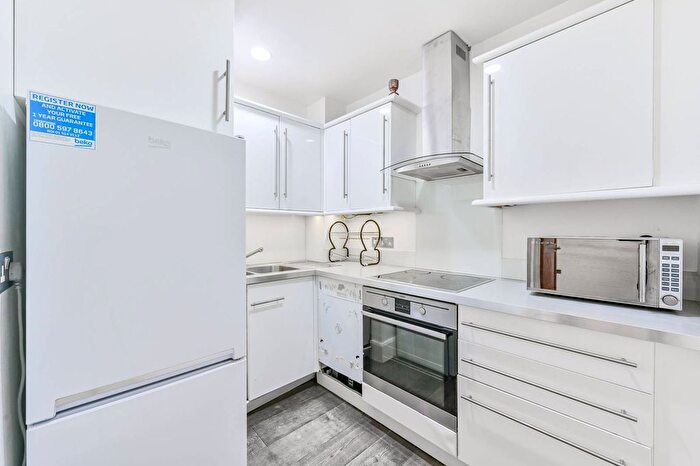 2 Bedroom Flat For Sale In Hallam Street, Marylebone, London, W1W