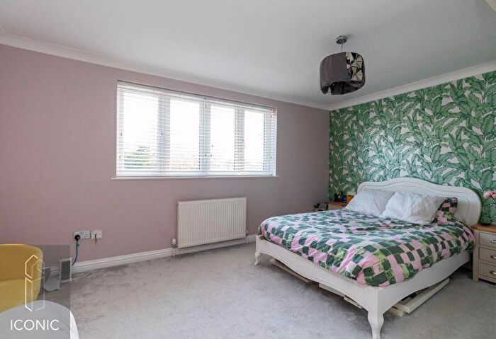 4 Bedroom Detached House For Sale In Paddock Close, Belton, Great Yarmouth, NR31