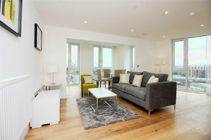 2 Bedroom Flat To Rent In Sky View Tower, Stratford, E15