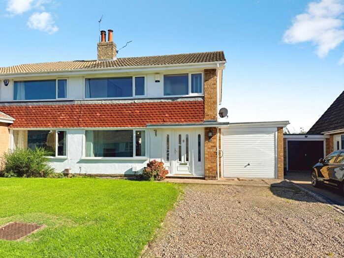 3 Bedroom Semi-Detached House To Rent In Old Orchard, Haxby, York, YO32