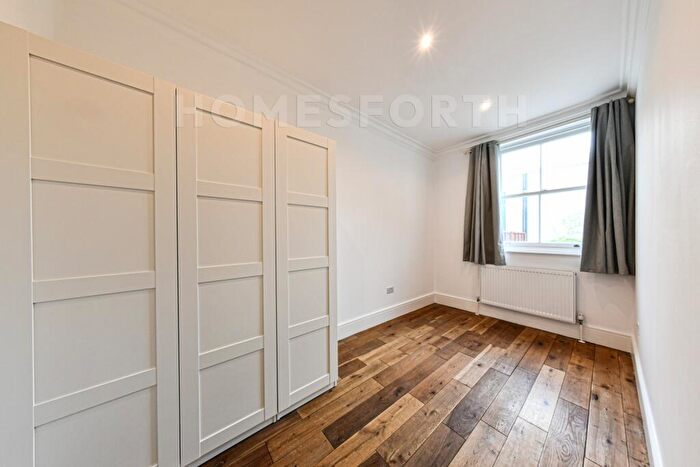 2 Bedroom Flat To Rent In Brondesbury Road, Queen's Park, NW6