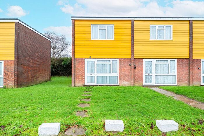 3 Bedroom End Of Terrace House For Sale In Bermuda Holiday Park, Newport Road, NR29