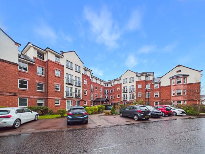 2 Bedroom Flat For Sale In Castle Court, Bothwell, Glasgow, G71