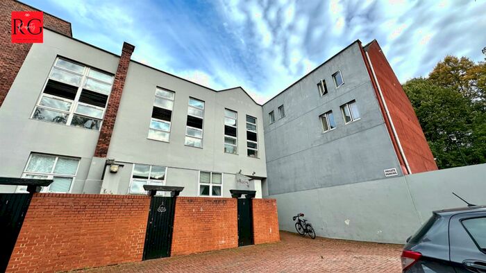 1 Bedroom Apartment To Rent In Shaftesbury Crusade, Union Road, Bristol, BS2