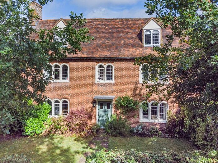 5 Bedroom Detached House For Sale In Pluckley, Ashford, Kent, TN27