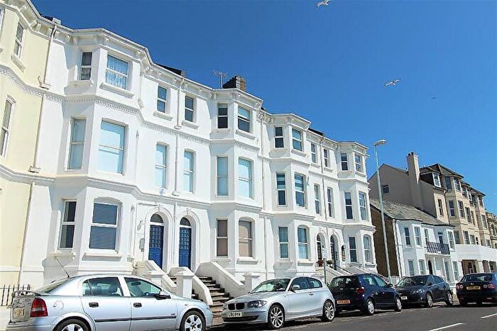 1 Bedroom Flat To Rent In - Marine Parade, Worthing, BN11