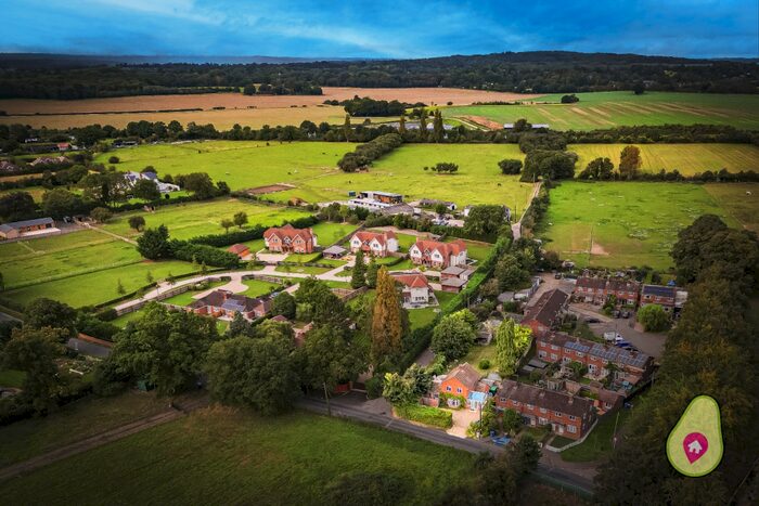 3 Bedroom Detached House For Sale In Milley Road, Waltham St. Lawrence, RG10