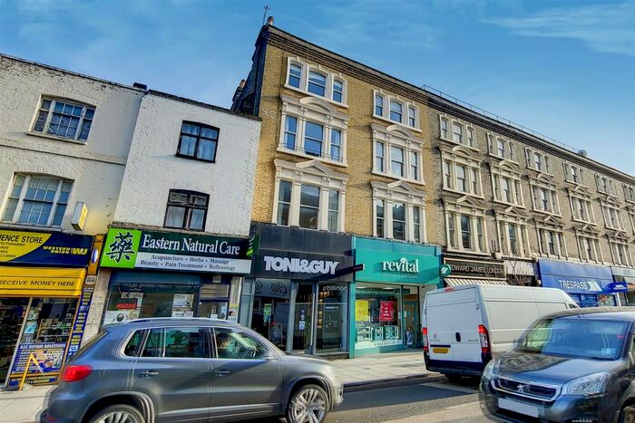 1 Bedroom Flat To Rent In Putney High Street, London, SW15