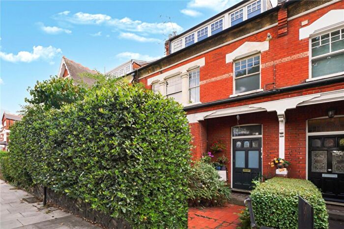 1 Bedroom Apartment For Sale In Haringey Park, London, N8
