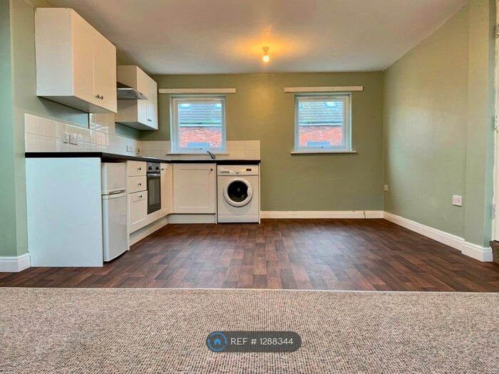 1 Bedroom Flat To Rent In Moscow Drive, Liverpool L13