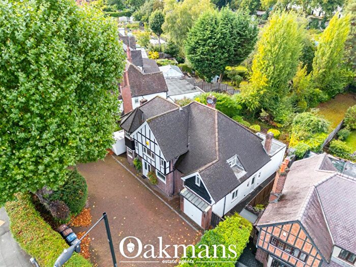 Detached House To Rent In Harborne Road, Birmingham, West Midlands, B15