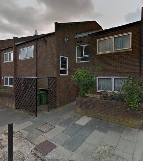 1 Bedroom Flat To Rent In Barton Close, London, SE15