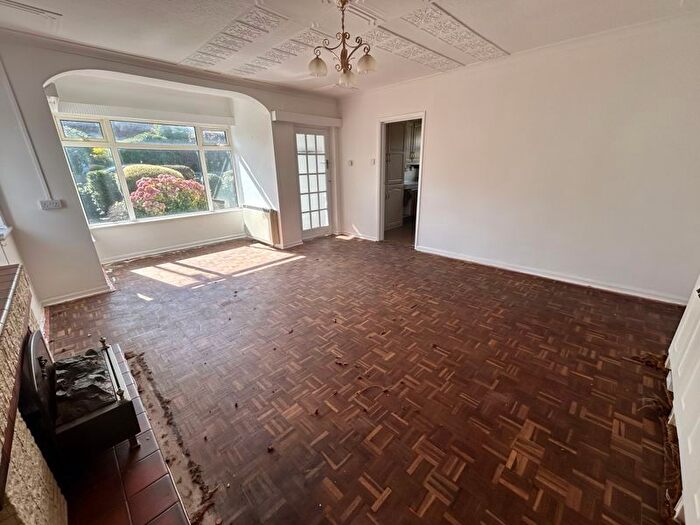 2 Bedroom Detached Bungalow For Sale In Hafod Road West, Penrhyn Bay, LL30