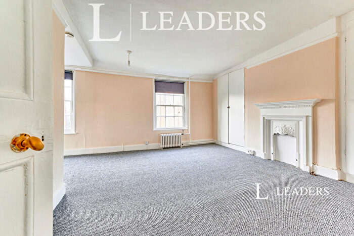 1 Bedroom Flat To Rent In Silver Street, Stansted, CM24