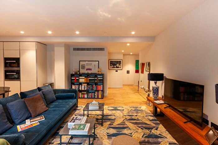 1 Bedroom Apartment For Sale In L-, Battersea Power Station, Circus Road West, SW11