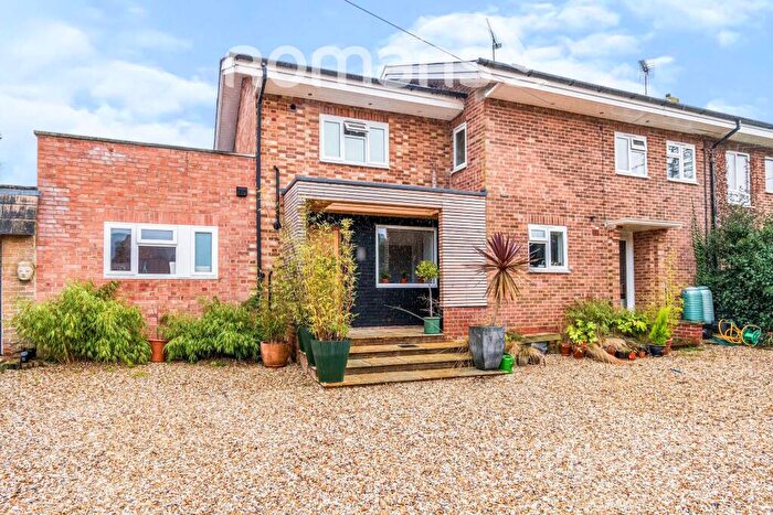 4 Bedroom Semi Detached House To Rent In North Drive, Littleton, Winchester, SO22