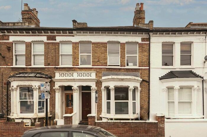 5 Bedroom Property To Rent In Solon Road, London, SW2