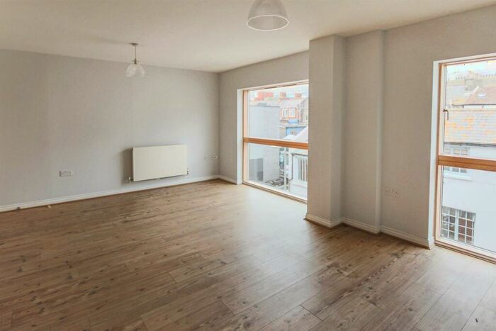 1 Bedroom Flat To Rent In Regent Street, Brighton, BN1