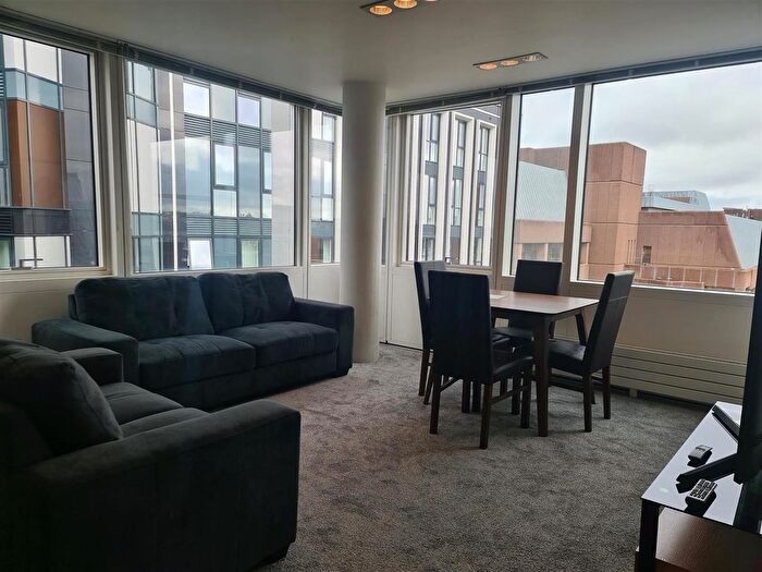 2 Bedroom Flat To Rent In Strand Street, Liverpool, L1