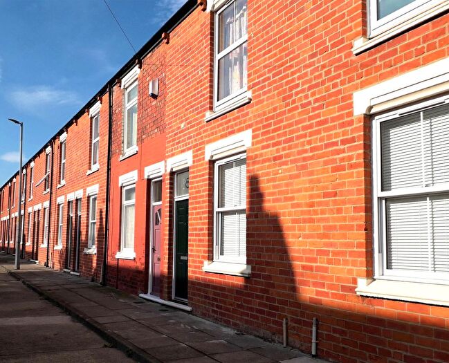 2 Bedroom Town House To Rent In Wentworth Street, Middlesbrough, TS1