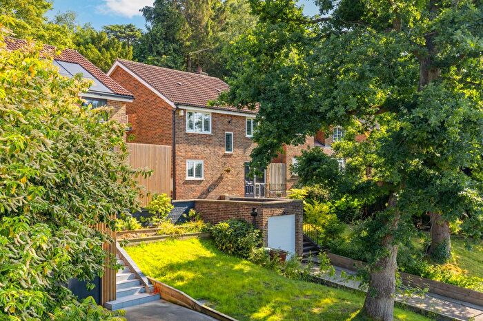 4 Bedroom Detached House For Sale In Broadmead, Tunbridge Wells, TN2