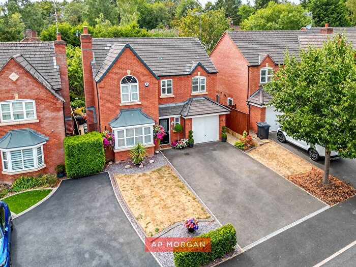 4 Bedroom Detached House For Sale In Winterbourne Close, Smallwood, Redditch, Worcestershire, B98