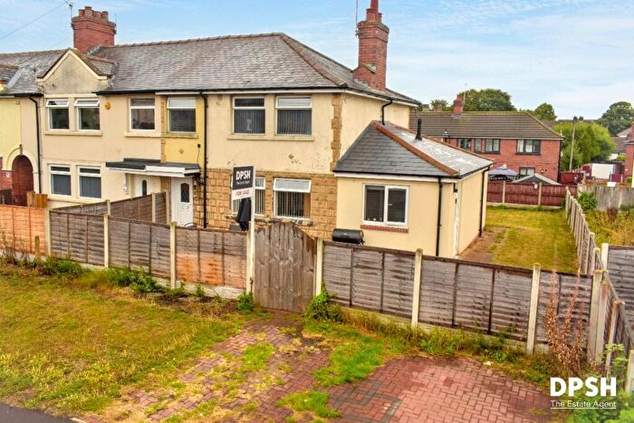 3 Bedroom Terraced House For Sale In Ingle Avenue, Morley, Leeds, LS27