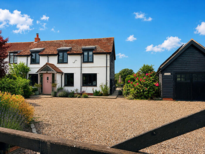 4 Bedroom Semi-Detached House To Rent In Main Road, Dibden, SO45