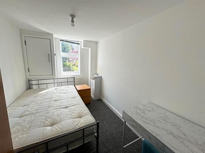 6 Bedroom House To Rent In Hartington Place, Brighton, BN2