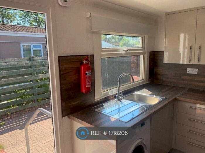 1 Bedroom Mobile/park Home To Rent In Lomond Walk, Straiton, Loanhead, EH20