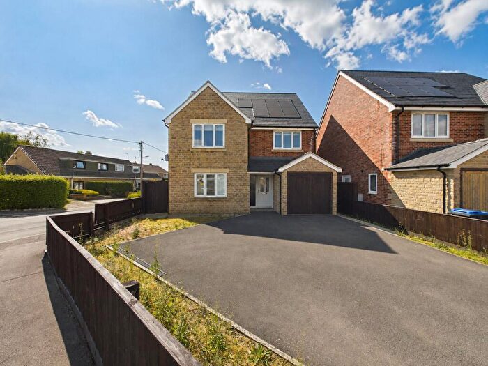 4 Bedroom Detached House For Sale In Pear Tree Close, Purton, Swindon, Wiltshire, SN5