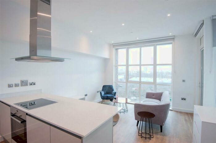 Apartment To Rent In Maritime Street, London, SE16